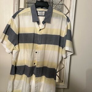 EUC! Express Soft Wash Men Shirt size XL Multi